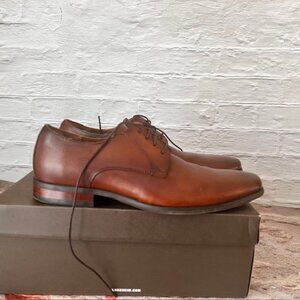 Moore Plain Toe Oxford